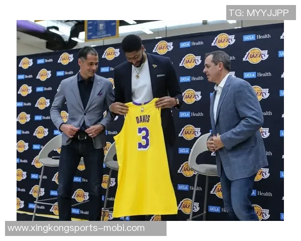 浓眉交易谈判中鹈鹕要求选秀权互换佩林卡回应珍妮对互换理解不足