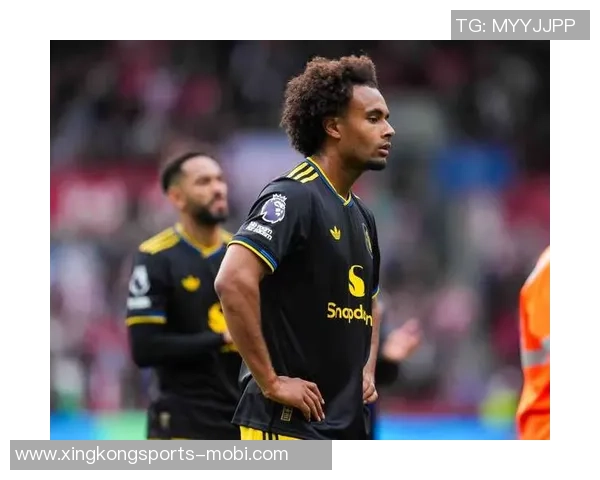 罗马欲租齐尔克泽曼联去年投入4250万先租后买计划曝光 罗马欲租齐尔克泽曼联去年投入4250万先租后买计划曝光